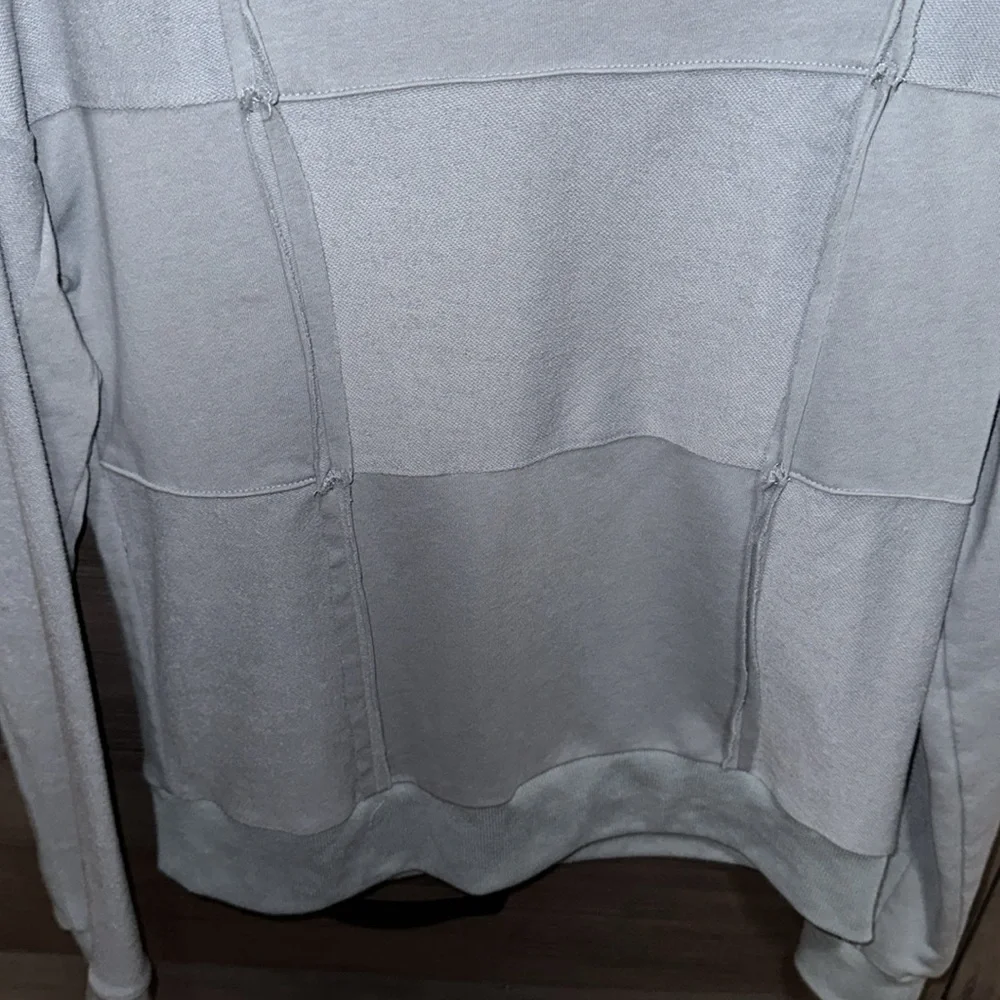Hem and Thread top!💙 - Picture 4 of 4